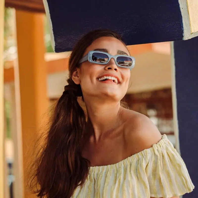 LAVISH Vanessa – sivi okvir, plavo staklo - sunčane naočale