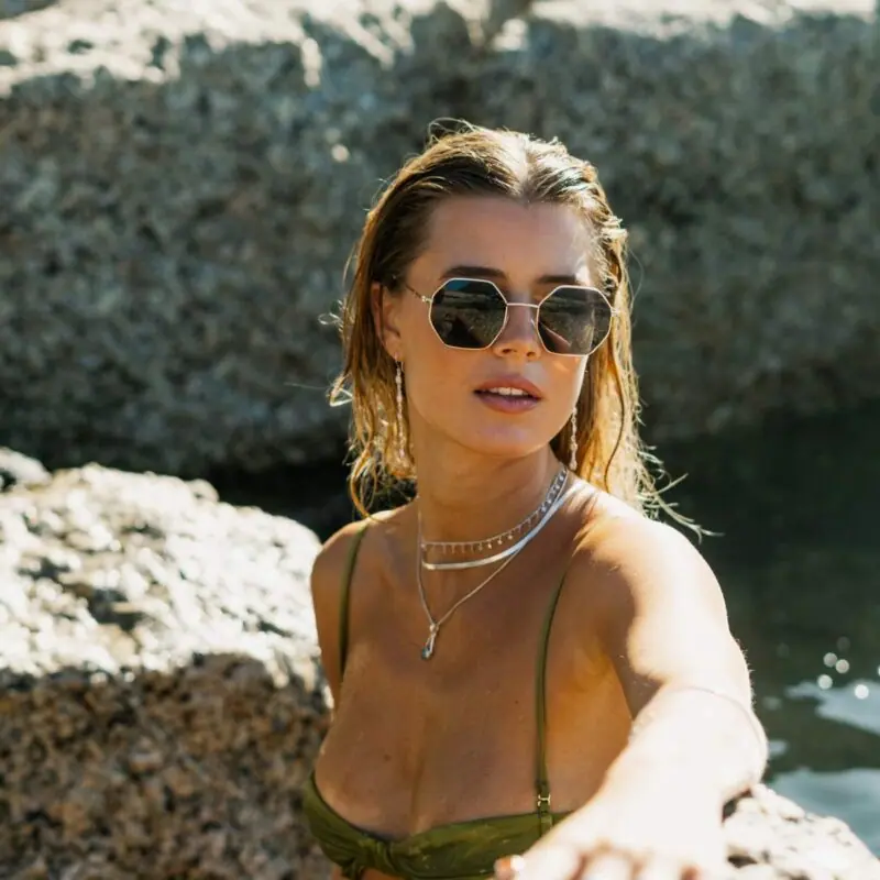 LAVISH Slick – rozo-zlatni okvir, crno staklo - sunčane naočale